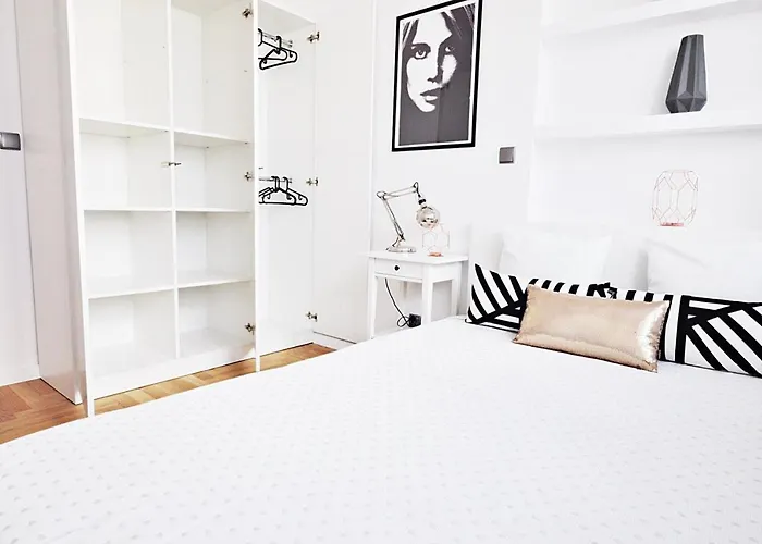 Premium Place In The Centre, Wi-fi - By Hik