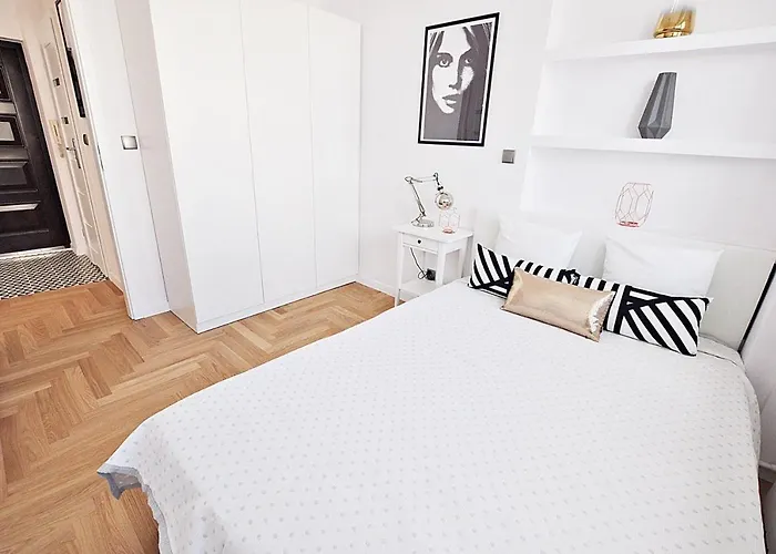 Premium Place In The Centre, Wi-fi - By Hik Apartment Warsaw