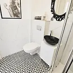 Premium Place In The Centre, Wi-fi - By Hik *